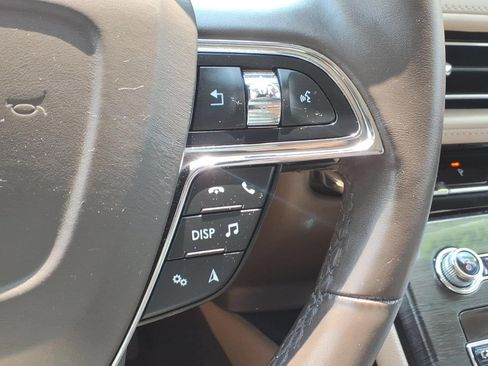 Certified 2023 Lincoln Nautilus Reserve AWD/4WD image 18