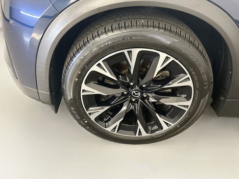 Used 2024 MAZDA CX-90 Plug-In Hybrid w/ Premium Plus AWD/4WD image 11