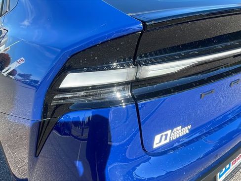 New 2026 Toyota Prius Plug-In Hybrid image 11