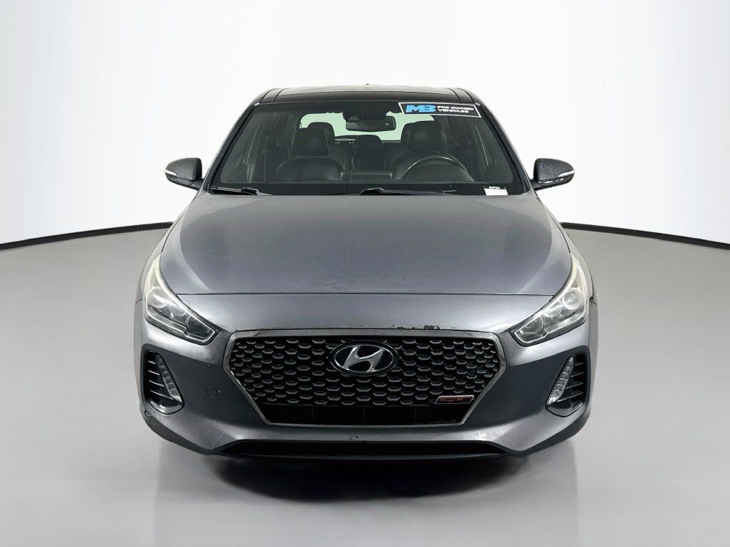 Used 2018 Hyundai Elantra GT Sport w/ Sport Tech Package 04 FWD image 2