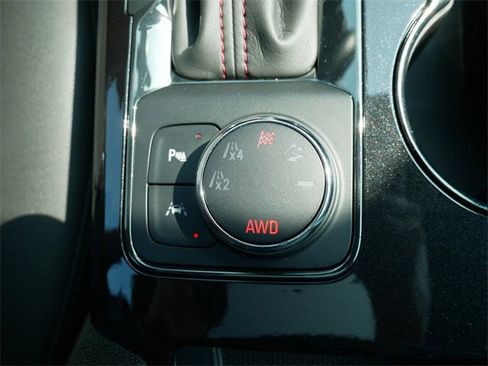 Used 2024 Chevrolet Blazer RS w/ Enhanced Convenience Package image 30