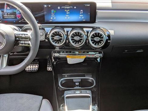 New 2026 Mercedes-Benz CLA 250 image 11