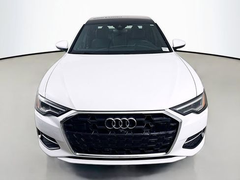Used 2024 Audi A6 Premium Plus image 2