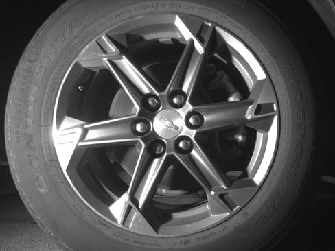 Used 2025 Chevrolet Blazer LT FWD image 13