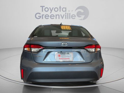 Used 2026 Toyota Corolla LE FWD image 5