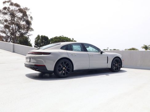 New 2026 Porsche Panamera 4 AWD/4WD image 8