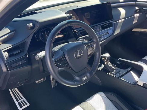 Used 2024 Lexus ES 300h F Sport image 16