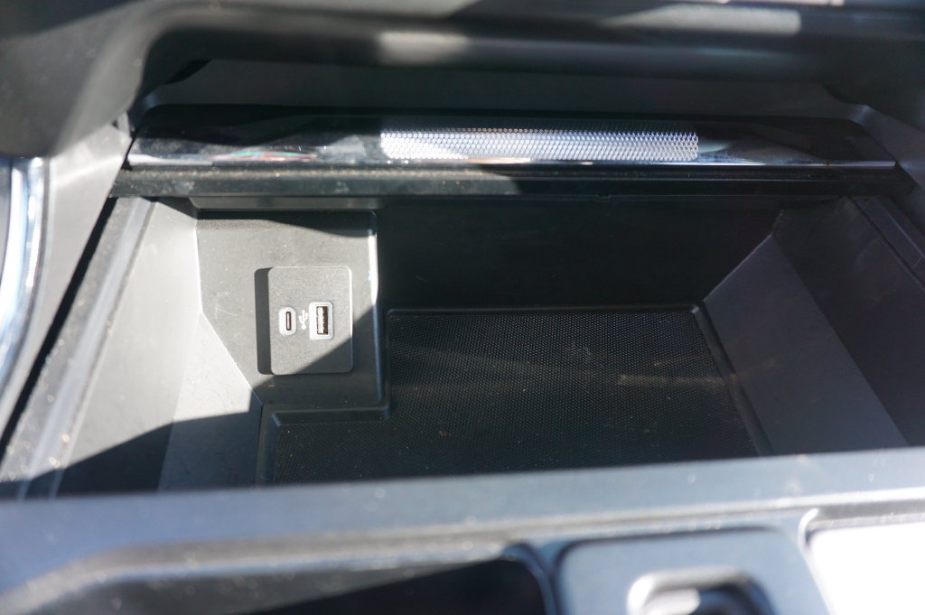 Used 2022 Ford F150 Lariat AWD/4WD image 13