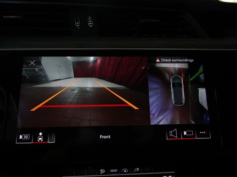 Used 2021 Audi e-tron Premium w/ Convenience Plus Package image 18