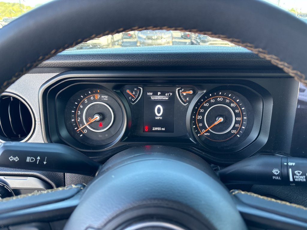 Used 2024 Jeep Gladiator Sport AWD/4WD image 15