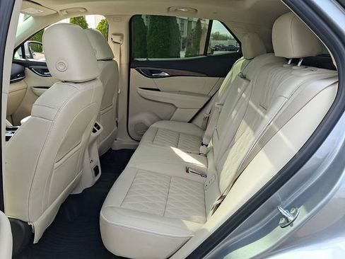 Used 2023 Buick Envision Avenir image 10