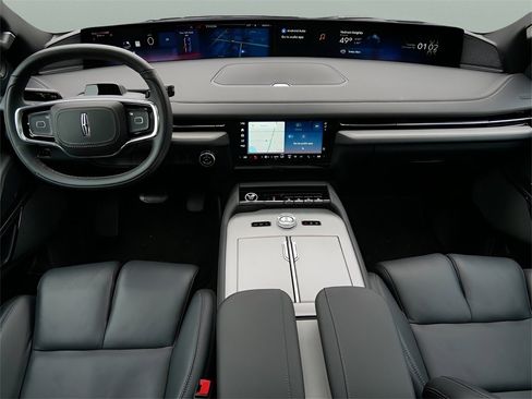 Used 2025 Lincoln Navigator Reserve w/ Jet Appearance Package image 13