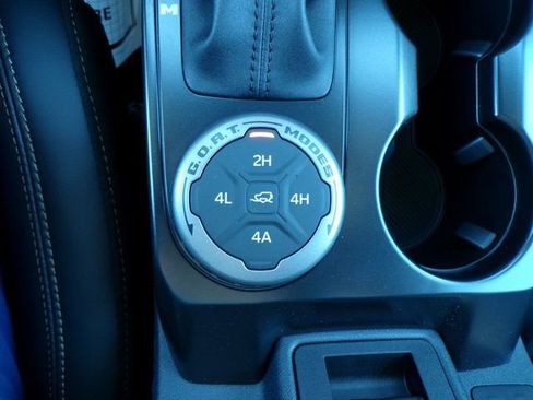 New 2025 Ford Bronco Badlands image 22