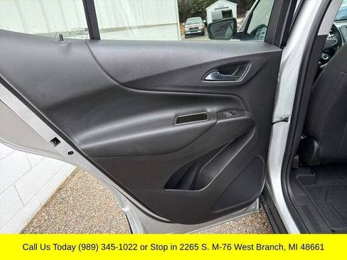 Used 2021 Chevrolet Equinox LT FWD image 34