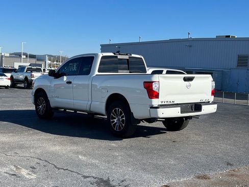 Used 2024 Nissan Titan SV w/ Accessory Utility Package image 7