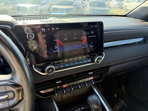 Used 2023 Chevrolet Colorado Z71 w/ Z71 Convenience Package 2 image 19