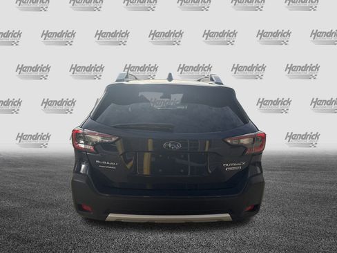 Used 2023 Subaru Outback Touring image 9