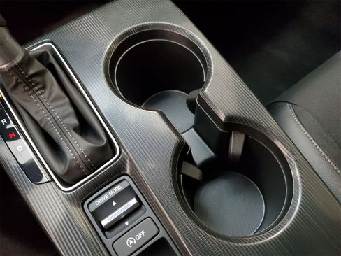 Certified 2025 Honda Civic Sport image 8