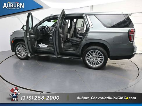 Used 2024 Chevrolet Tahoe LT w/ Luxury Package AWD/4WD image 38