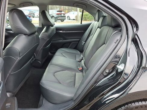 Used 2022 Toyota Camry XSE image 13