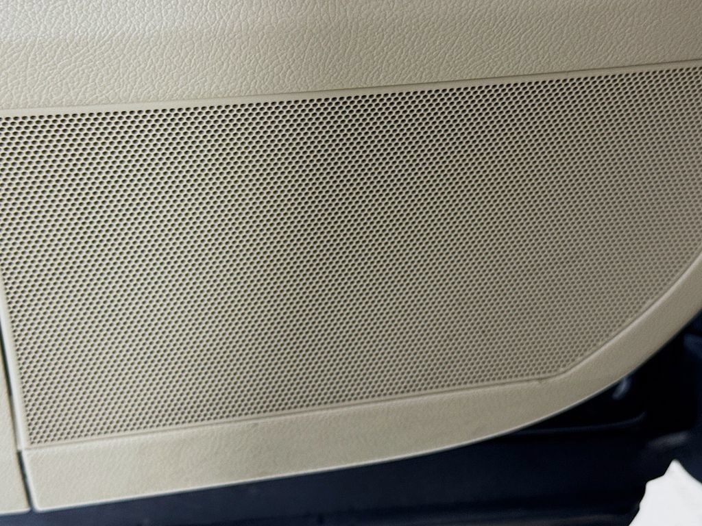 Used 2015 Lexus RX 450h FWD image 23