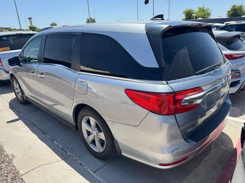 Used 2019 Honda Odyssey EX-L image 3
