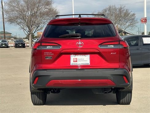 Certified 2025 Toyota Corolla Cross XLE w/ Convenience Package image 4