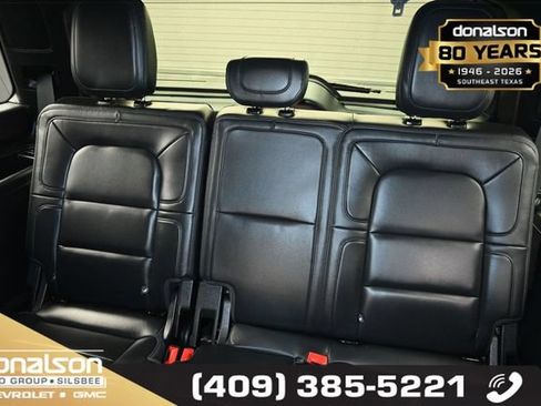 Used 2023 Lincoln Navigator Reserve AWD/4WD image 11