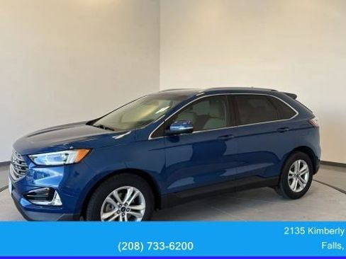 Used 2020 Ford Edge SEL w/ Convenience Package FWD image 4