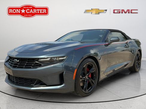 Used 2023 Chevrolet Camaro LT RWD image 3