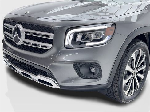 Used 2022 Mercedes-Benz GLB 250 image 5