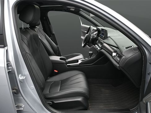Certified 2024 Acura Integra A-Spec FWD image 18