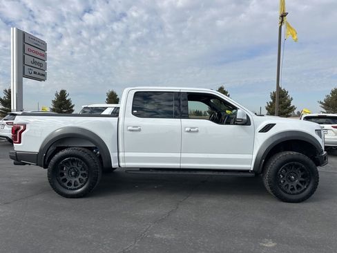 Used 2018 Ford F150 Raptor w/ Equipment Group 802A Luxury AWD/4WD image 4