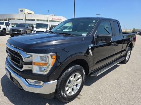 Certified 2022 Ford F150 XLT w/ Trailer Tow Package AWD/4WD image 1