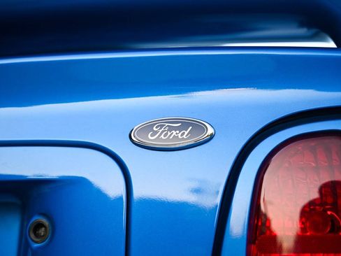 Used 1998 Ford Mustang Cobra RWD image 13