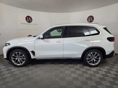 Used 2024 BMW X5 xDrive40i w/ Parking Assistance Package AWD/4WD image 6