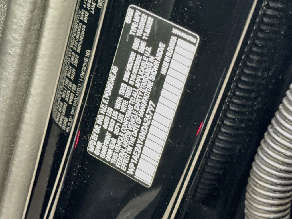 Used 2022 Porsche Cayenne Platinum Edition AWD/4WD image 38