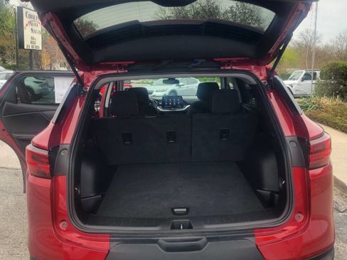 Used 2023 Chevrolet Blazer LT image 12