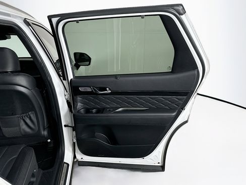 Used 2021 Hyundai Palisade Calligraphy image 33