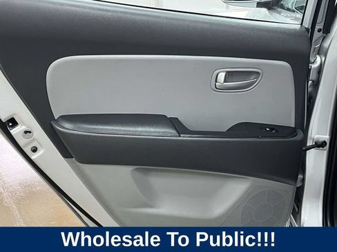 Used 2009 Hyundai Elantra GLS FWD image 19