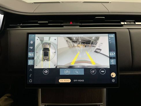 Certified 2025 Land Rover Range Rover Autobiography AWD/4WD image 29