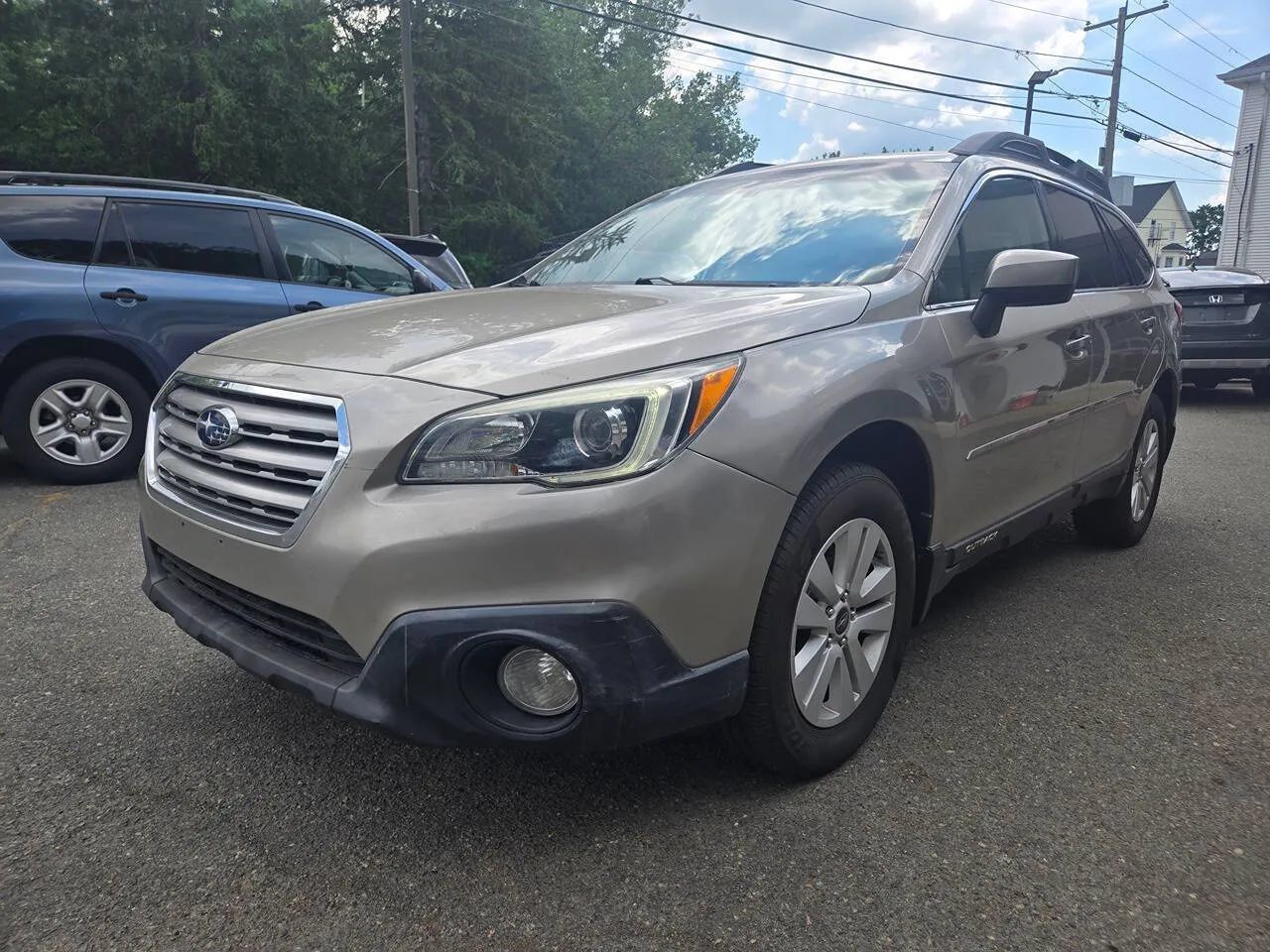 Used 2016 Subaru Outback 2.5i Premium AWD/4WD image 14