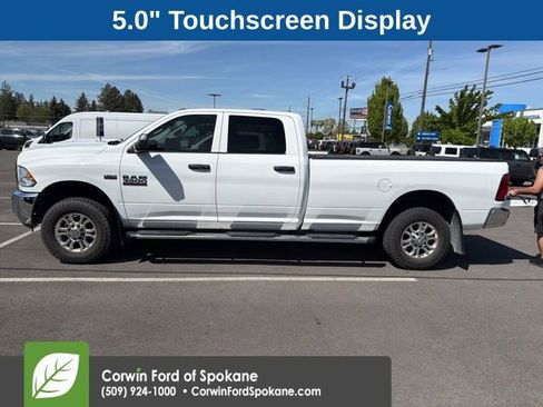 Used 2017 RAM 3500 Tradesman w/ Chrome Appearance Group AWD/4WD image 4