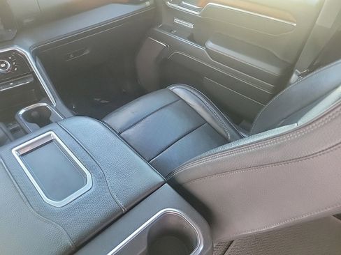 Used 2022 GMC Sierra 1500 Denali image 27