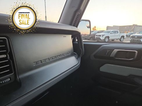 Used 2023 Ford Bronco Big Bend image 22