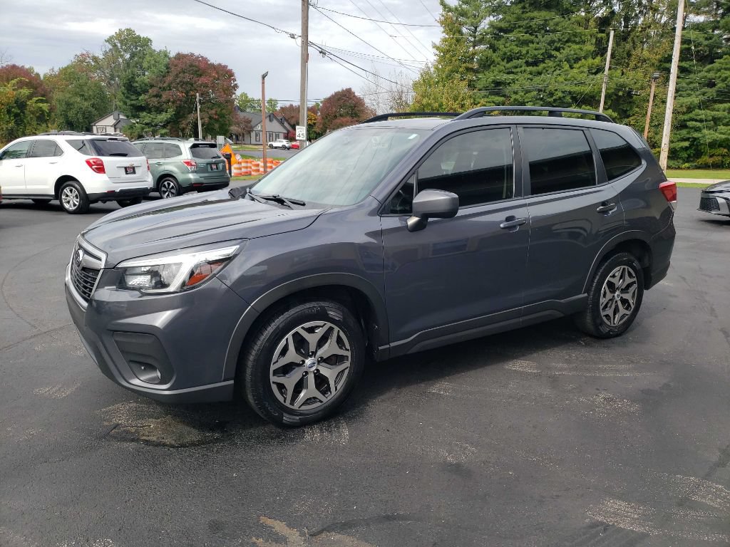 Used 2021 Subaru Forester Premium AWD/4WD image 3