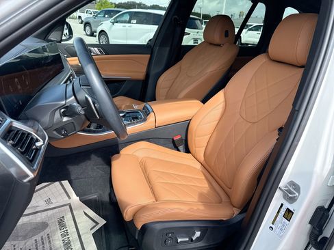 Used 2026 BMW X5 sDrive40i w/ Premium Package RWD image 13