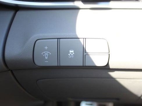 New 2026 Hyundai Elantra SEL Sport FWD image 14