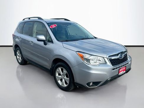 Used 2016 Subaru Forester 2.5i Limited AWD/4WD image 3