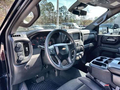 Certified 2024 Chevrolet Silverado 1500 Custom image 10